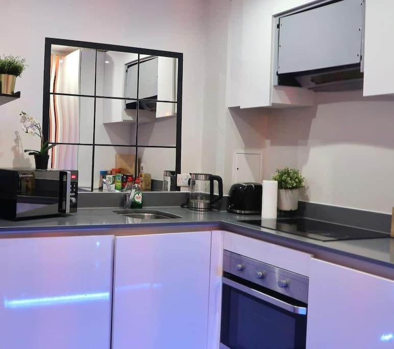 Cosy City Centre Apartment With Parking Birmingham Eksteriør billede